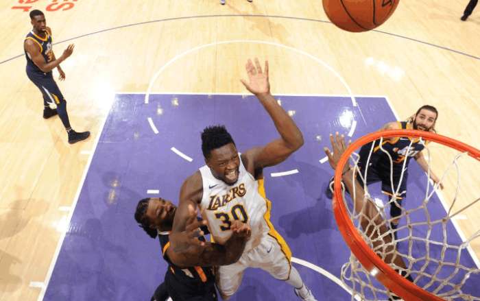  杜兰特关键封盖锁定季后赛席位  