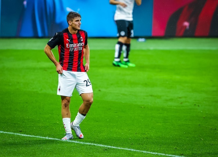  国际米兰租借小将萨尔塞多，强化左路进攻  